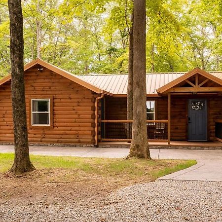Secluded Wooded Cabin Near The Hocking Hills New Straitsville エクステリア 写真