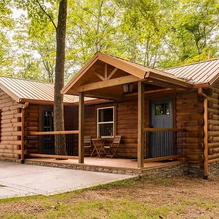 Secluded Wooded Cabin Near The Hocking Hills New Straitsville エクステリア 写真