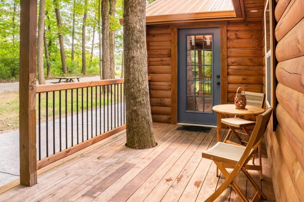 Secluded Wooded Cabin Near The Hocking Hills New Straitsville エクステリア 写真